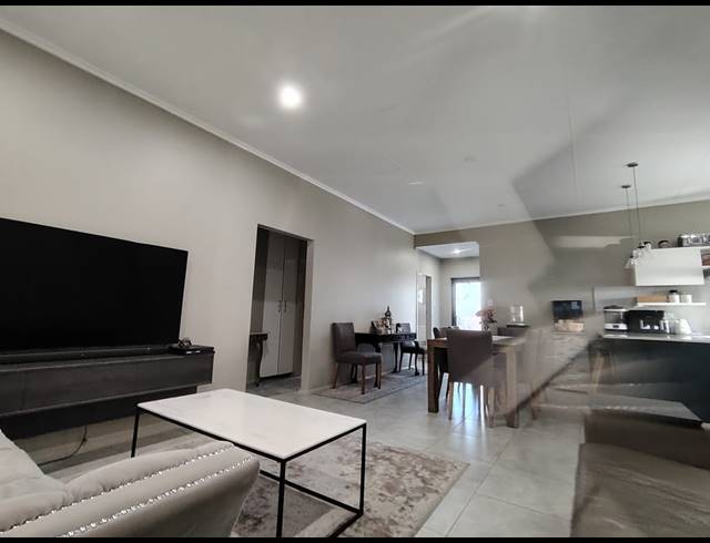 3 BEDROOM FREESTANDING FOR SALE IN VORNA VALLEY